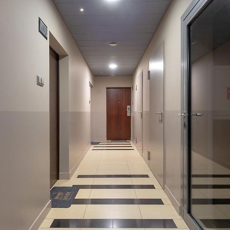 Grzybowska Platinum Apartment Tower A Варшава Экстерьер фото